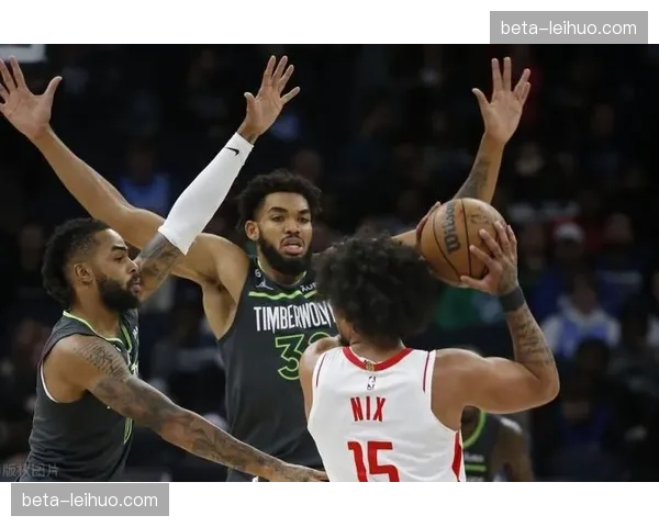 火箭薪资空间受限 续约伊森与使用中产特例面临抉择